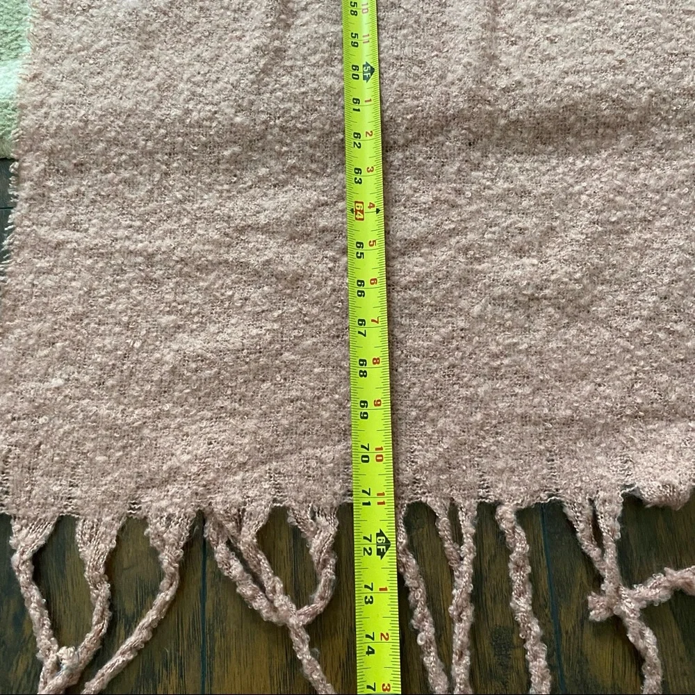 Nordstrom Natasha Tasha blush pink soft open weave fringe winter scarf NWOT
